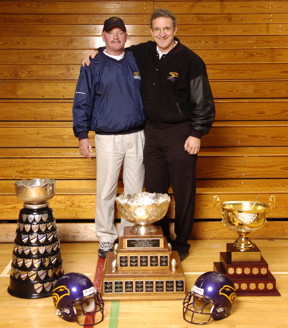 Baxter_(right)_with_Gary_Jeffries_-_Vanier_Cup_Champions_2005.JPG (789 KB)